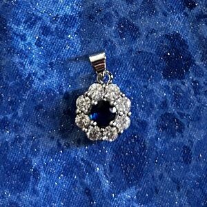 Dark blue and white stone pendant